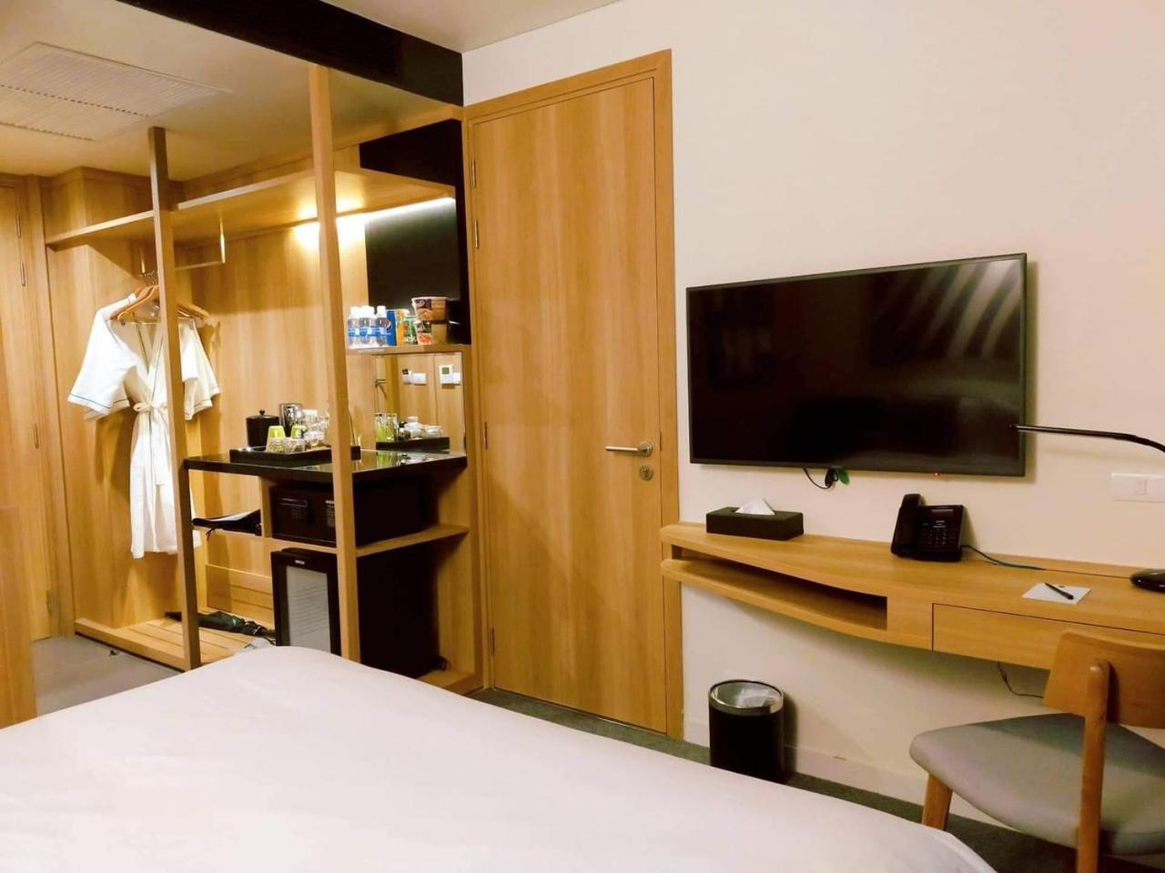 Hotel Zazz Urban Ho Chi Minh Exterior foto